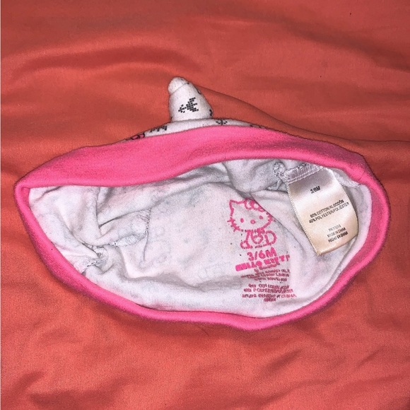 Sanrio Hello Kitty Infant Hat 3-6M - Picture 3 of 5